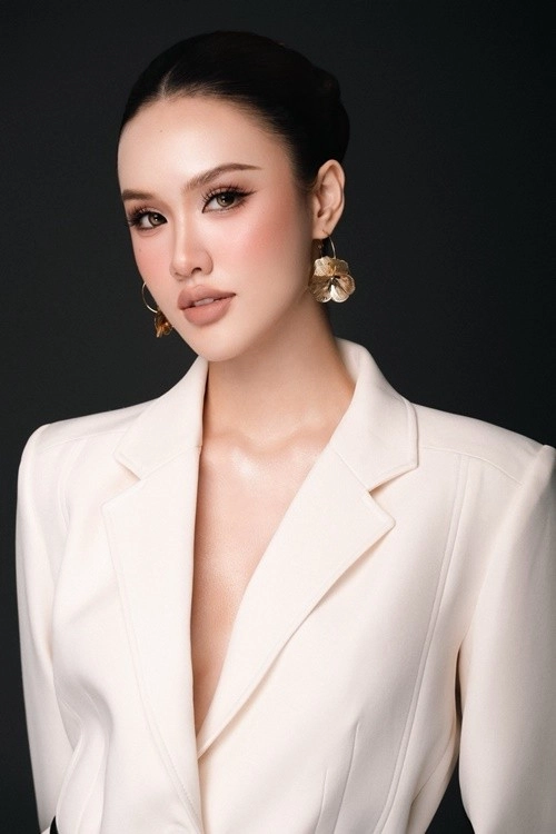 Đọ sắc 3 á hậu miss earth 2025 - 5