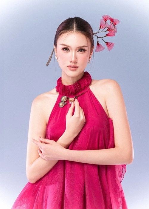 Đọ sắc 3 á hậu miss earth 2025 - 6