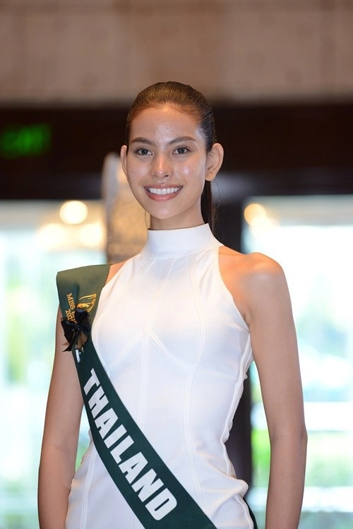 Đọ sắc 3 á hậu miss earth 2025 - 8