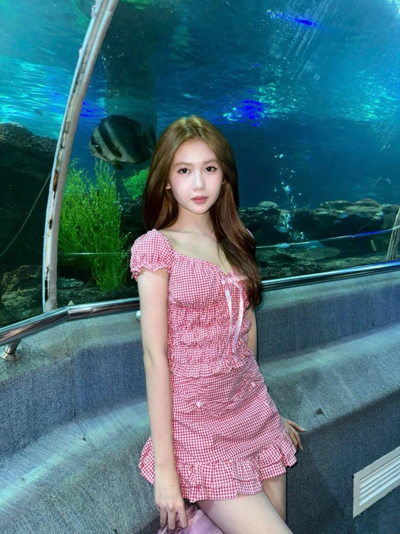 Em bé triệu view bảo an phúng phính đáng yêu ngày nào giờ dậy thì thành công với nhan sắc gây bất ngờ - 12