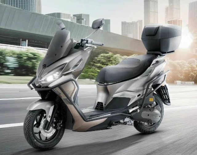 Fly 150 đối thủ mới của honda pcx 160 vừa ra mắt với giá bán chỉ gần 37 triệu đồng - 3