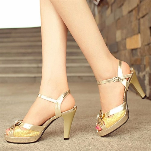 guộc cưới thời trang hớp hồn cô dâu trẻ - 5