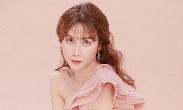 Hành trình lột xác vịt hoá thiên nga của lưu hương giang sau 15 năm hoạt động showbiz - 9