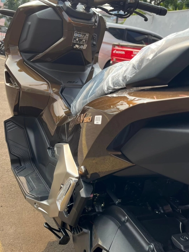 Hình ảnh thực tế của honda adv160 2026 hoàn toàn mới vừa về đến đại lý - đẹp hơn mong đợi - 8