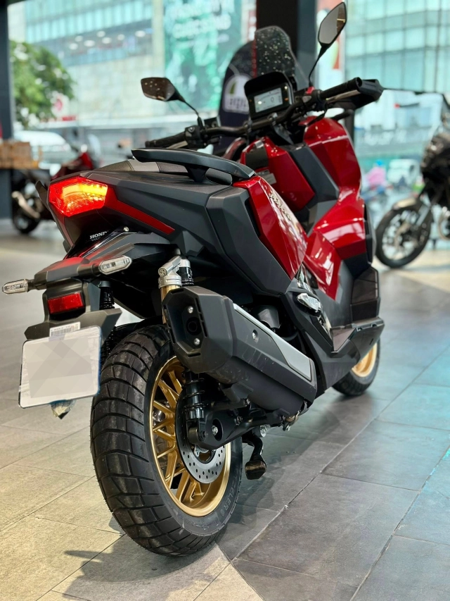 Hình ảnh thực tế của honda adv350 vừa về các đại lý trong nước - sớm hơn một tuần so với công bố - 8