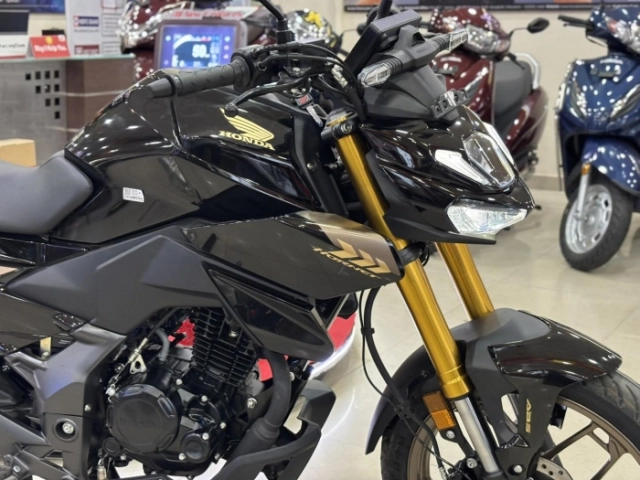 Hình ảnh thực tế của honda cb125 hornet hoàn toàn mới - hoàn hảo với màn hình màu tft - 1