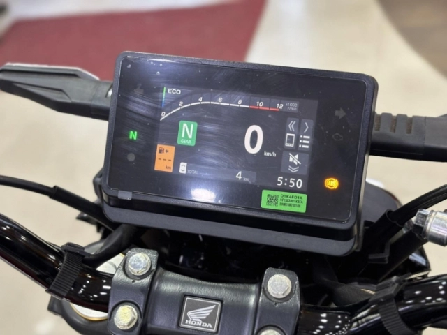 Hình ảnh thực tế của honda cb125 hornet hoàn toàn mới - hoàn hảo với màn hình màu tft - 5