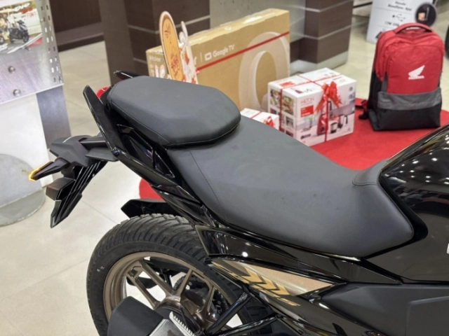 Hình ảnh thực tế của honda cb125 hornet hoàn toàn mới - hoàn hảo với màn hình màu tft - 8