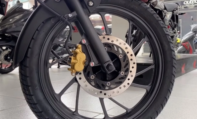 Hình ảnh thực tế của honda cb125f std 2026 tại đại lý có giá bán từ 38 triệu đồng - 6