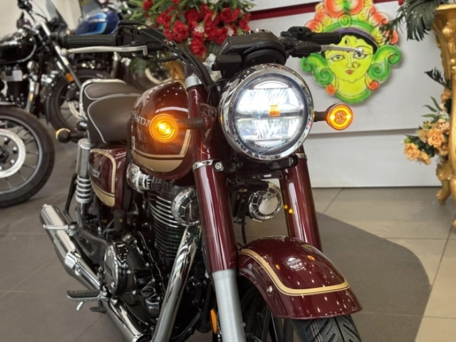 Hình ảnh thực tế của honda cb350c special edition tại đại lý - cái chất cổ điển ae cần đây rồi - 1