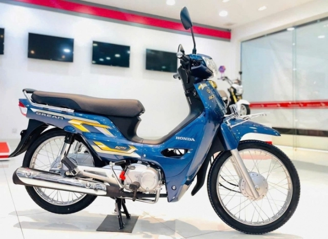 Hình ảnh thực tế của honda dream 2026 tại đại lý với 3 màu mới khẳng định đẳng cấp huyền thoại - 4