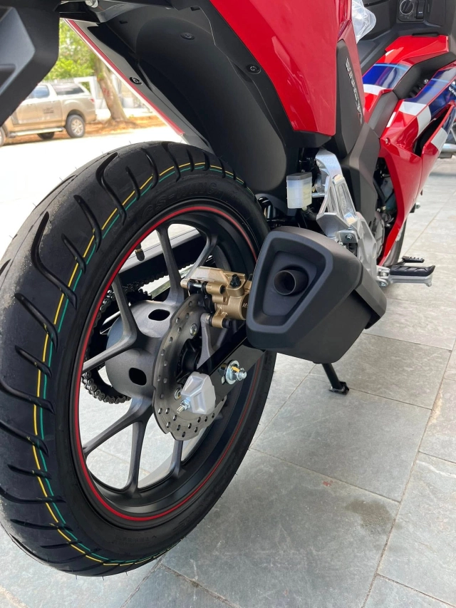 Hình ảnh thực tế của honda winner r tại đại lý - về sớm hơn cả công bố - 6