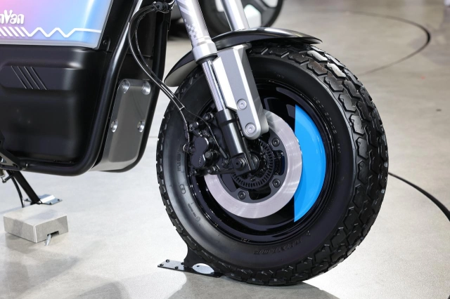 Hình ảnh thực tế của suzuki e-vanvan vừa ra mắt tại jms 2025 - chiếc minibike điện rất đáng chơi - 9