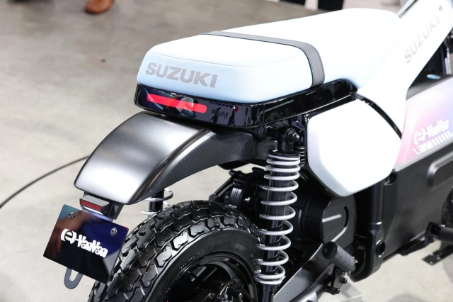 Hình ảnh thực tế của suzuki e-vanvan vừa ra mắt tại jms 2025 - chiếc minibike điện rất đáng chơi - 11