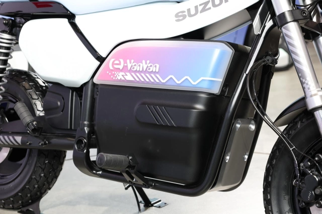 Hình ảnh thực tế của suzuki e-vanvan vừa ra mắt tại jms 2025 - chiếc minibike điện rất đáng chơi - 12