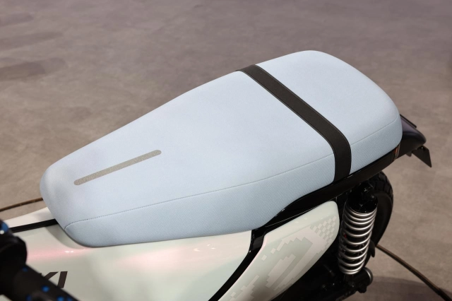 Hình ảnh thực tế của suzuki e-vanvan vừa ra mắt tại jms 2025 - chiếc minibike điện rất đáng chơi - 16