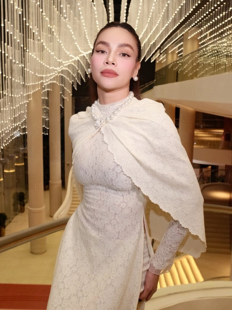 Hồ ngọc hà mặc mỏng tang khoe cặp kiếm nhật đẹp mướt mắt để lộ một điểm khiến dân tình trầm trồ - 5