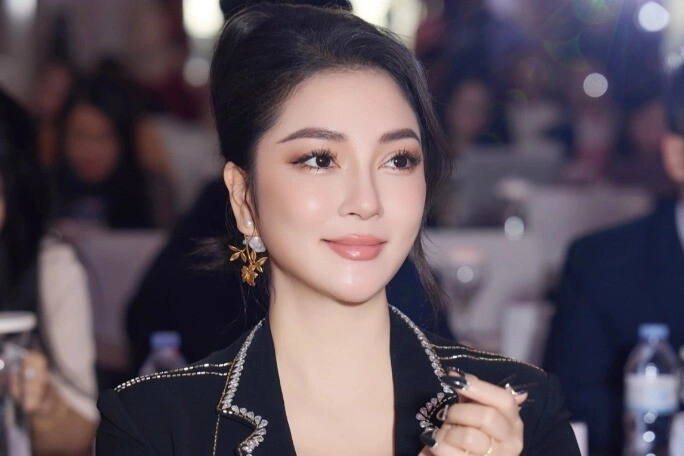 Hoa hậu việt là tình cũ của tỷ phú u85 13 năm không ăn cơm để giữ dáng sắc vóc tuổi 36 khiến nhiều người không tin - 4