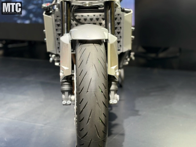 Honda cb1000f se 2026 freddie spencer khi huyền thoại quay trở lại với diện mạo mới - 10