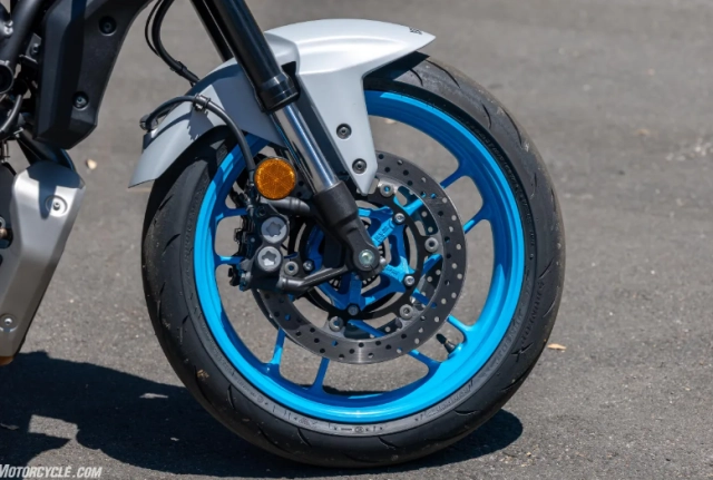 Honda cb750 hornet 2025 vs suzuki gsx-8s vs yamaha mt-07 anh em chọn xe nào - 6