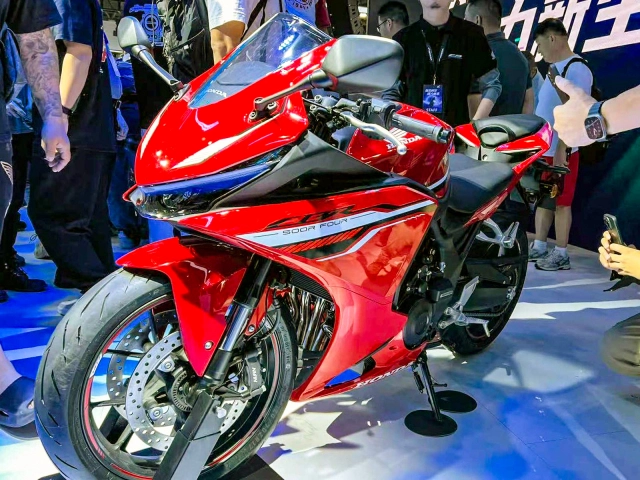 Honda cbr500r four 2026 giấc mơ 4 xy-lanh ở phân khúc tầm trung đã thành sự thật - 1