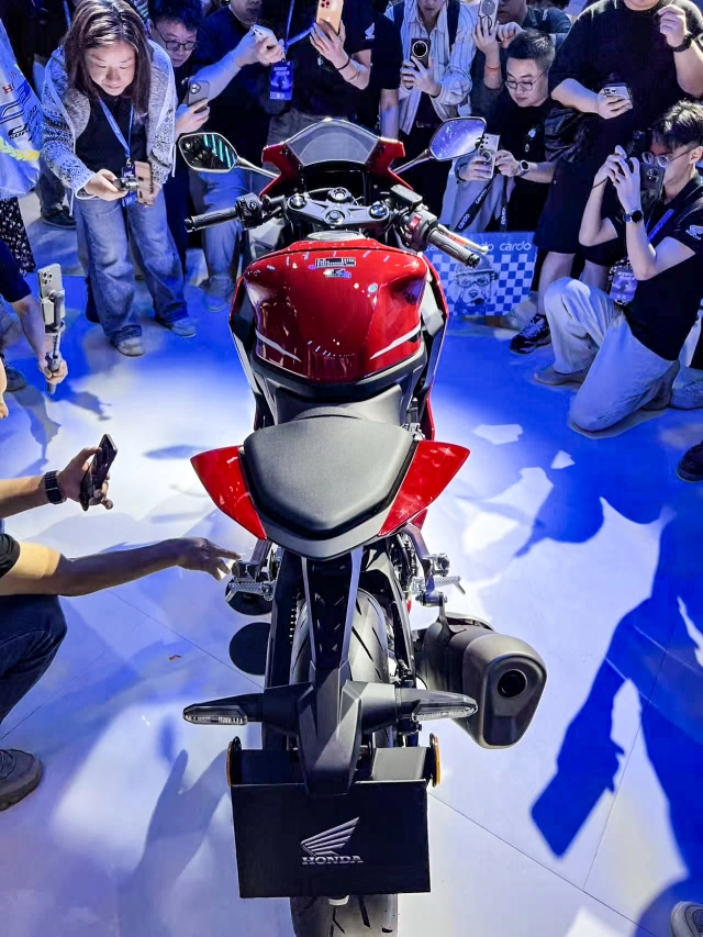 Honda cbr500r four 2026 giấc mơ 4 xy-lanh ở phân khúc tầm trung đã thành sự thật - 13