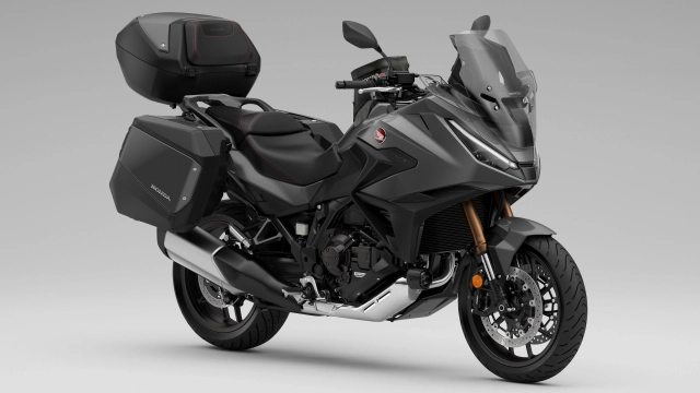 Honda nt1100 2026 lộ diện - vẫn là người bạn đường đáng tin dù không có gì mới mẻ - 1