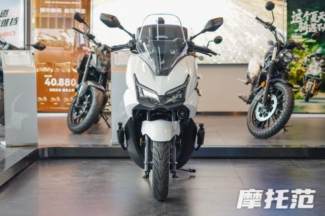 Honda nwt150 phiên bản sàn phẳng đầy thú vị của pcx - có giá bán chỉ từ 55 triệu đồng - 3