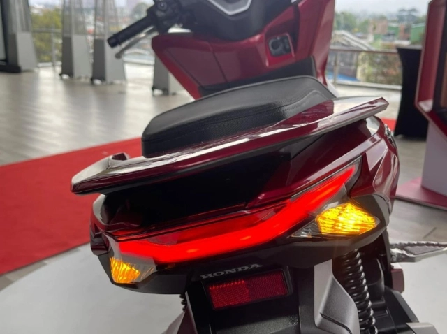 Honda pcx 160 2026 tiếp tục bành trướng sang nam mỹ với giá bán cực tốt - 5