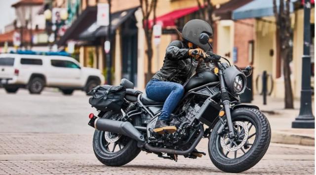 Honda rebel 300 2026 được trang bị bộ ly hợp điện tử e-clutch xịn sò - 1