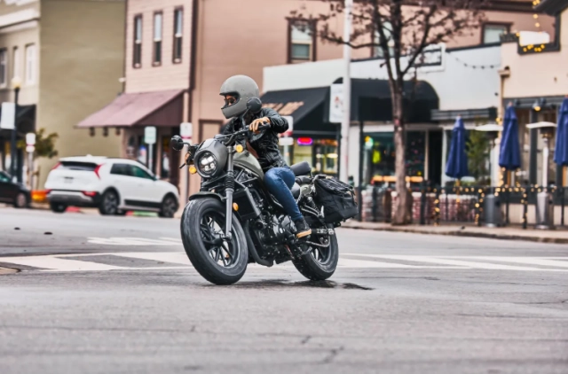 Honda rebel 300 2026 được trang bị bộ ly hợp điện tử e-clutch xịn sò - 3