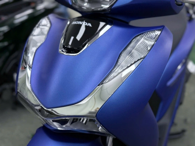 Honda sh150i 2025 nhập ý bản màu xanh dương nhám bất ngờ đổ bộ việt nam với giá dễ thở hơn - 3