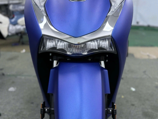Honda sh150i 2025 nhập ý bản màu xanh dương nhám bất ngờ đổ bộ việt nam với giá dễ thở hơn - 4