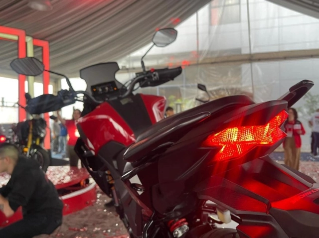 Honda tái sinh huyền thoại nx190 với diện mạo 20 có abs đôi màn hình tft giá chỉ 79 triệu đồng - 4