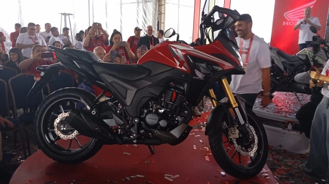 Honda tái sinh huyền thoại nx190 với diện mạo 20 có abs đôi màn hình tft giá chỉ 79 triệu đồng - 13