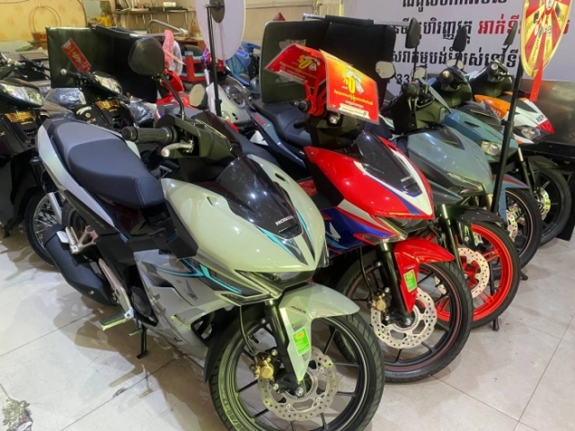 Honda winner r lên kệ tại các đại lý bên cam với giá bán lên đến hơn 60 triệu đồng - 3