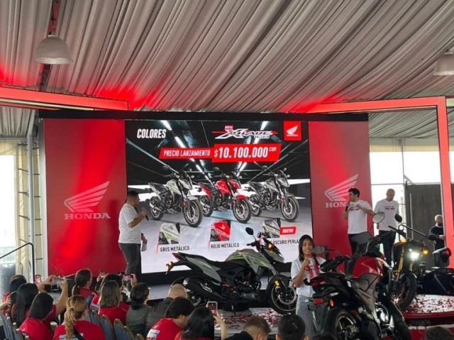 Honda xblade 160 ra mắt đèn pha robo face cực ngầu giá chỉ khoảng 55 triệu đồng - 3