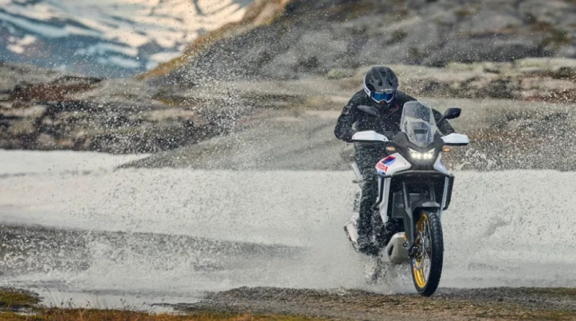 Honda xl750 transalp 2026 hiện đã có công nghệ e-clutch - 1