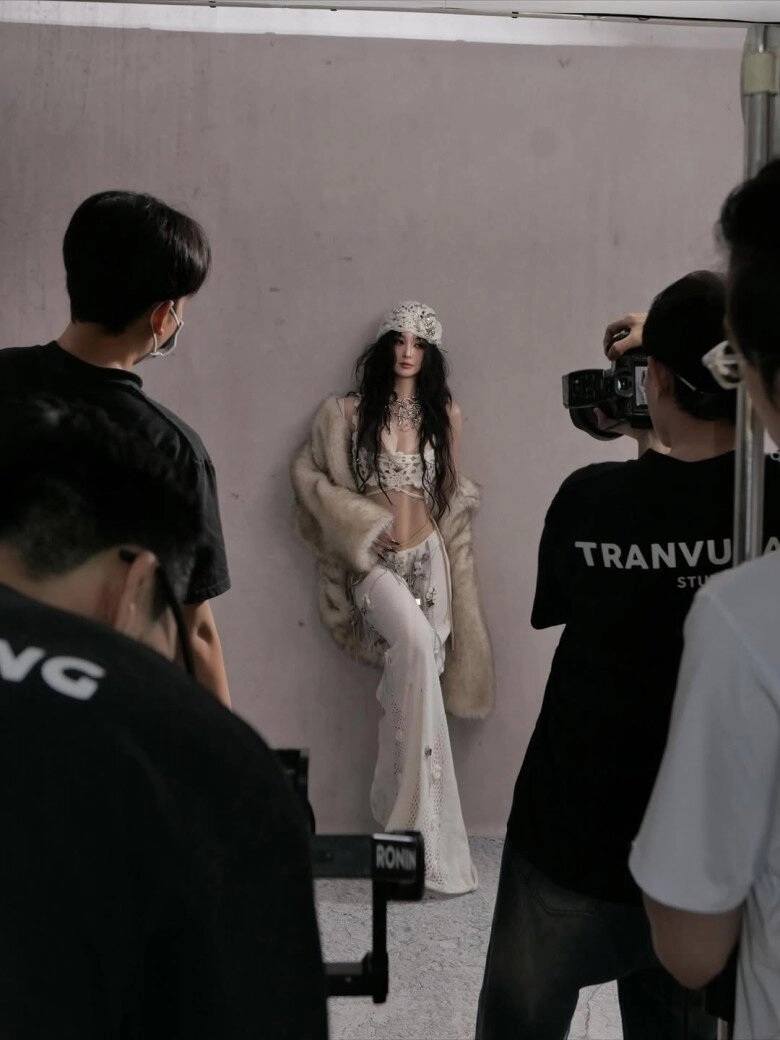 hotgirl trà sữa bản việt trong sáng một thời nay giao diện quyến rũ khác lạ khiến cư dân mạng không thể rời mắt - 4