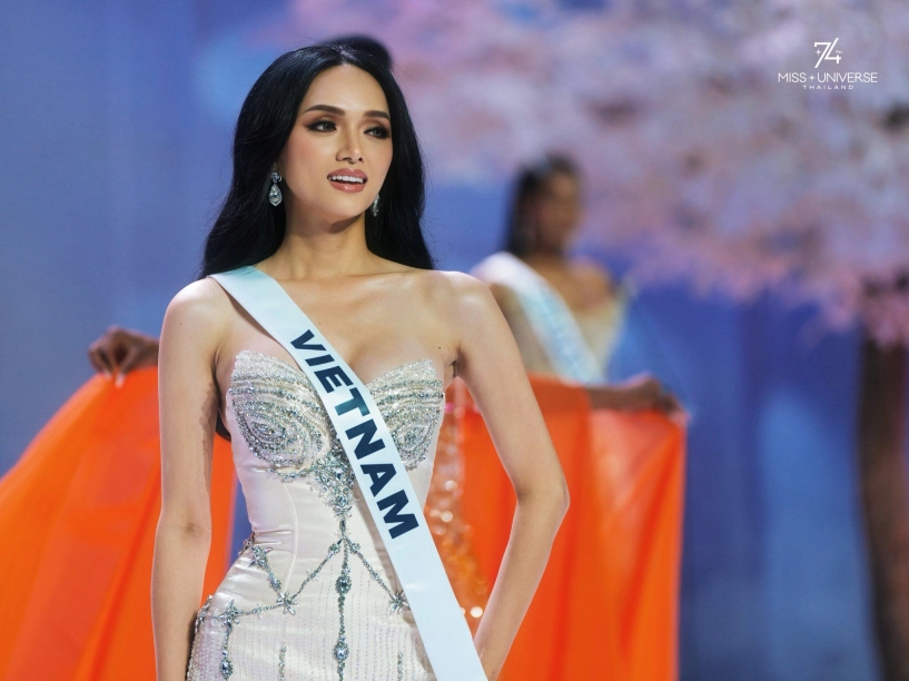 Hương giang đang khiến cõi mạng dậy sóng tại miss universe netizen gợi nhớ đến một nàng hậu quốc dân - 1
