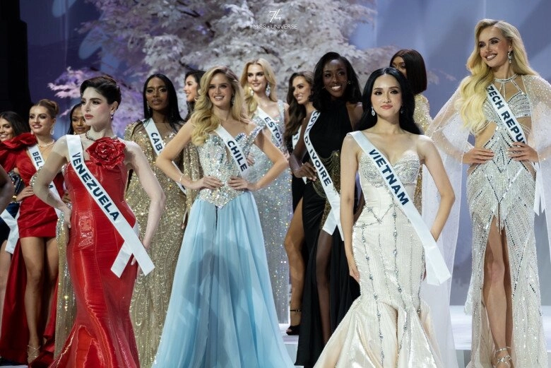 Hương giang đang khiến cõi mạng dậy sóng tại miss universe netizen gợi nhớ đến một nàng hậu quốc dân - 2