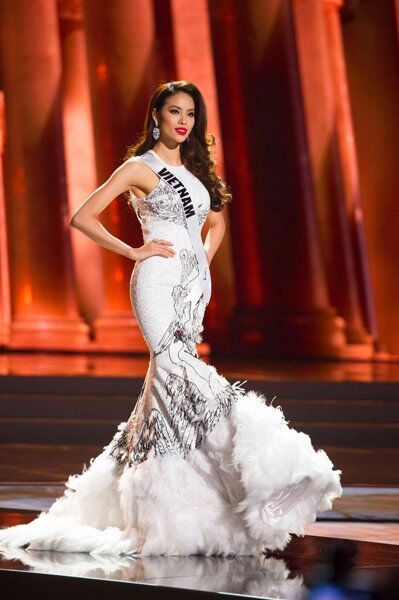 Hương giang đang khiến cõi mạng dậy sóng tại miss universe netizen gợi nhớ đến một nàng hậu quốc dân - 4