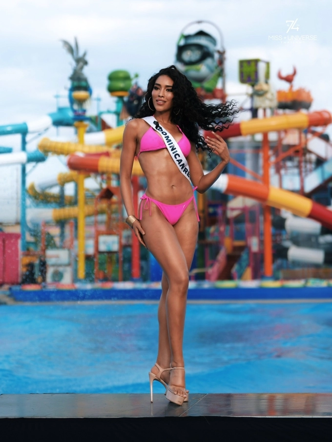 Hương giang và các thí sinh khoe hình thể với áo tắm - 15