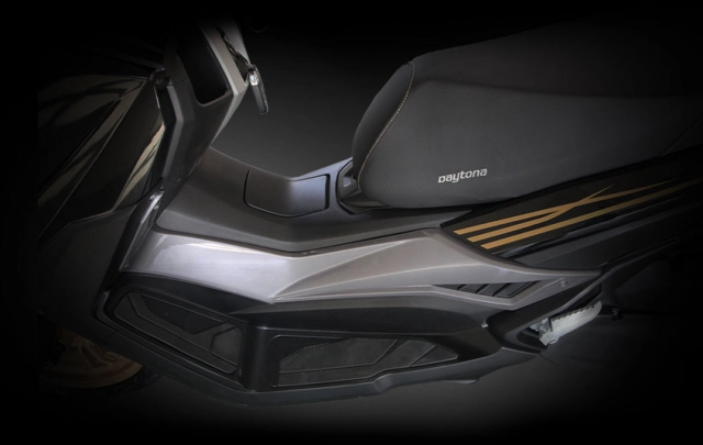 Khám phá daytona invador 125 bản abstcs đối trọng khó nhằn của honda pcx 125 tại trời âu - 12