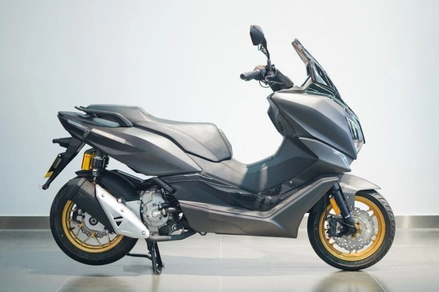 Khám phá feelink x300 đối trọng cứng cựa của yamaha xmax 300 với giá bán chỉ 60 triệu đồng - 3