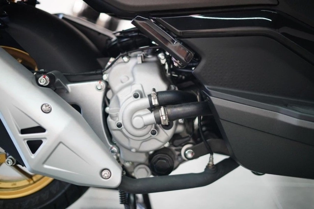 Khám phá feelink x300 đối trọng cứng cựa của yamaha xmax 300 với giá bán chỉ 60 triệu đồng - 9