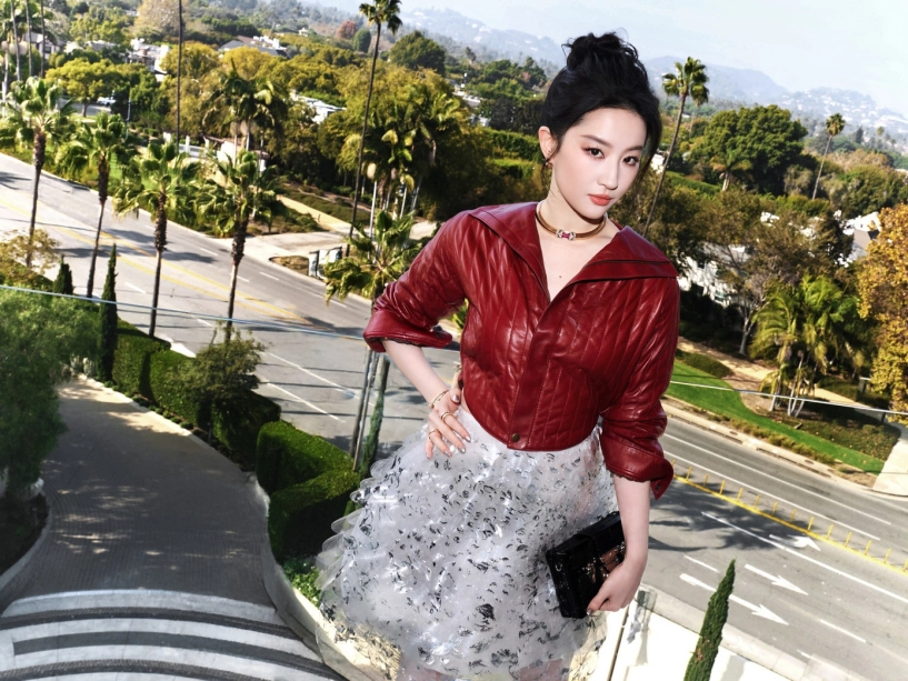 Không cần nhờ app chỉnh ảnh thần tiên tỷ tỷ lưu diệc phi giờ gầy đi thật rồi - 1