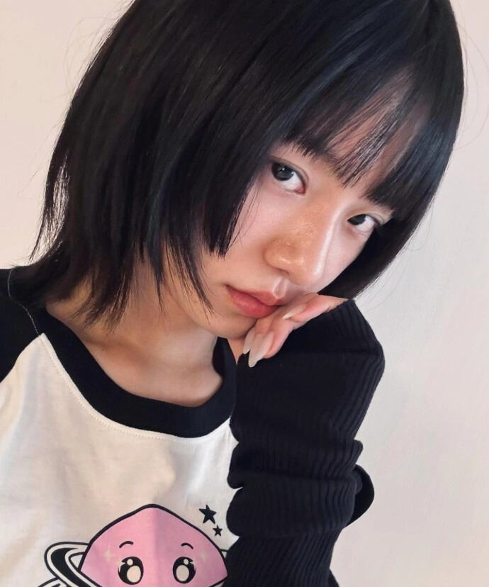 Không chỉ nịnh da và hack tuổi đây là màu tóc nhuộm sẽ hot nhất năm 2026 vẫn đẹp ngay cả khi phai màu - 10