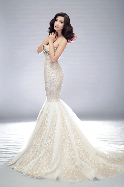 Kim tuyến lột xác với váy made in viet nam - 6