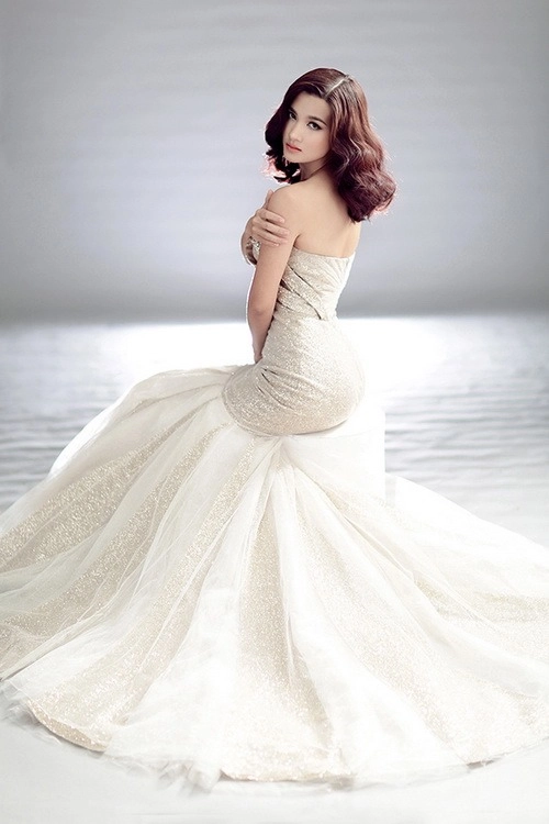 Kim tuyến lột xác với váy made in viet nam - 7